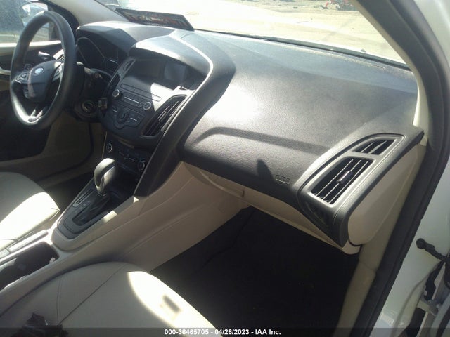 Ford FOCUS SE 2018 1FADP3K25JL242706 Image 6