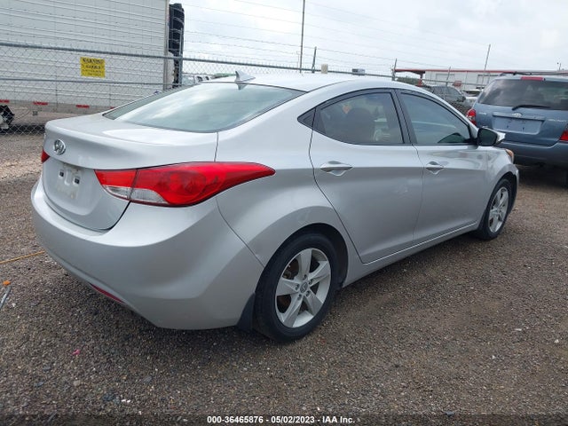 2013 HYUNDAI ELANTRA GLS VIN: KMHDH4AE0DU925769