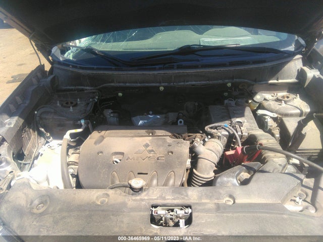 JA4AR3AU0JZ027459 Mitsubishi Outlander Sport 2.0