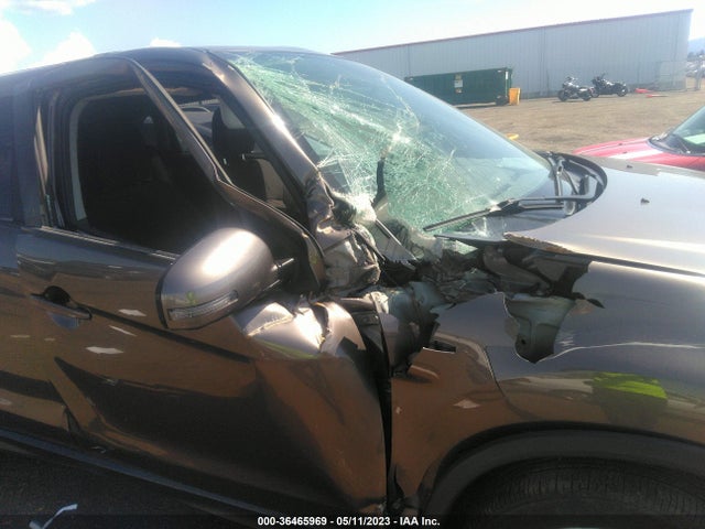 JA4AR3AU0JZ027459 Mitsubishi Outlander Sport 2.0