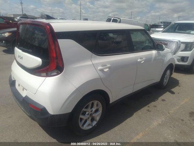 KIA SOUL LX 2022 KNDJ23AUXN7834678 Image 4