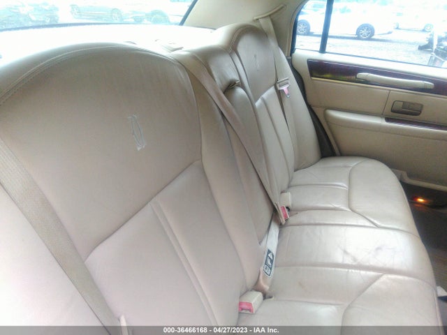 2003 LINCOLN TOWN CAR CARTIER VIN: 1LNHM83W93Y603424