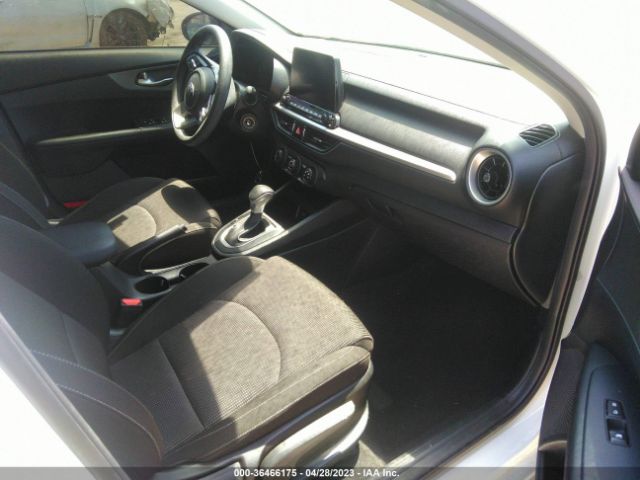 3KPF24ADXLE258891 KIA Forte Lxs
