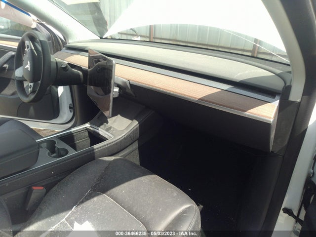 Tesla Model Y Performance 2022 7SAYGDEF8NF538847 Image 7