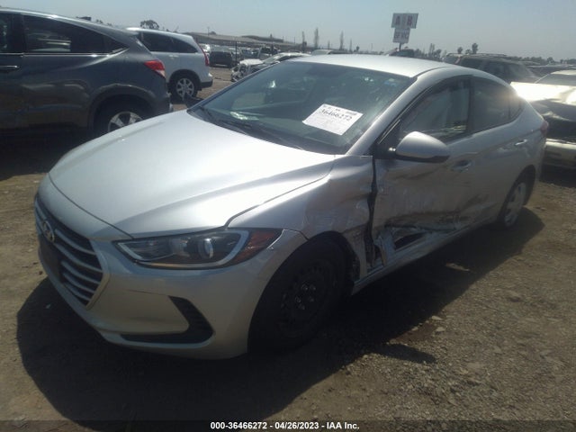 Hyundai ELANTRA SE 2017 5NPD74LF0HH107150 Image 2