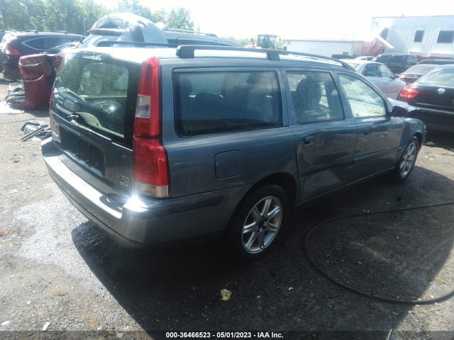 2004 VOLVO V70 VIN: YV1SW59V542412003