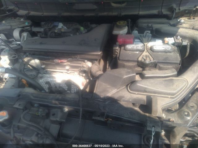 KNMAT2MV0HP613834 Nissan ROGUE SV