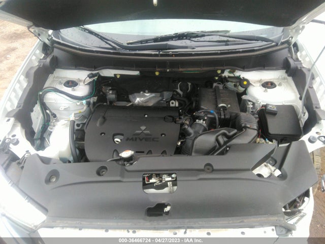JA4AR3AU0JU017009 Mitsubishi Outlander Sport 2.0