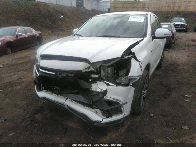 JA4AR3AU0JU017009 Mitsubishi Outlander Sport 2.0