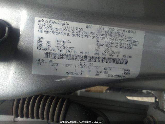 1FADP3F28EL227066 Ford FOCUS SE