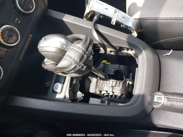2013 VOLKSWAGEN JETTA SEDAN HYBRID SE VIN: 3VW637AJ0DM251439