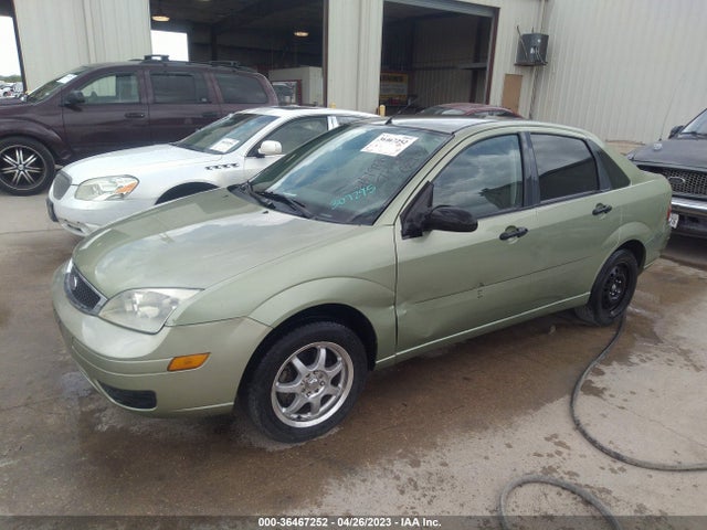 2007 FORD FOCUS S/SE/SES VIN: 1FAFP34N87W307295