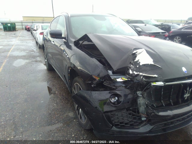 2017 Maserati Levante, VIN: ZN661XULXHX250674