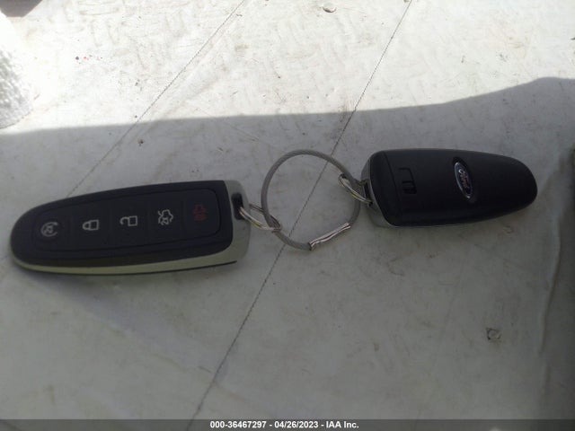 Ford Focus Titanium 2018 1FADP3N29JL296442 Image 3