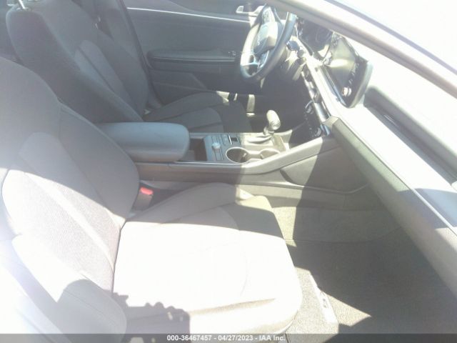 5XXG14J2XNG153512 KIA K5 LXS
