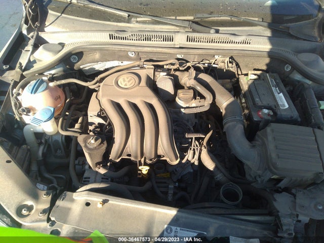 3VW2K7AJ5EM303960 Volkswagen Jetta Sedan S