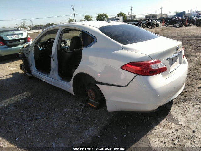 JN1BY1APXEM260136 Infiniti Q70
