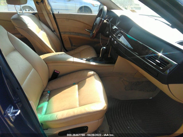 2005 Bmw 5 Series 545i მანქანა იყიდება აუქციონზე, vin: WBANB33525CN67709, აუქციონის ნომერი: 36467788