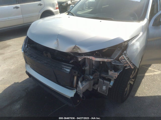 JA4AP3AUXLU020282 Mitsubishi Outlander Sport Es 2.0/sp 2.0