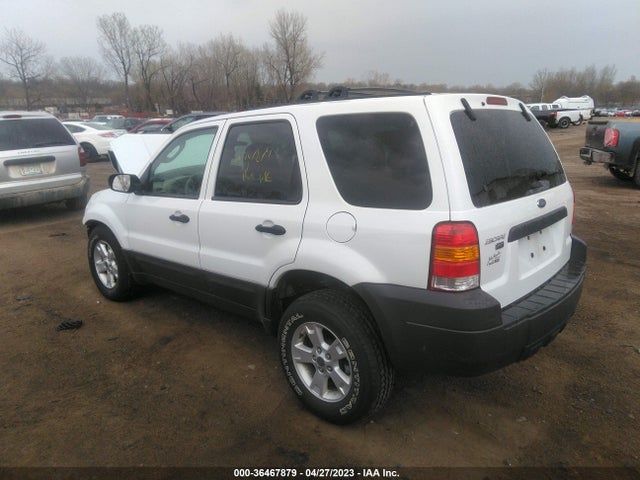 2005 FORD ESCAPE XLT VIN: 1FMYU93115KA05831