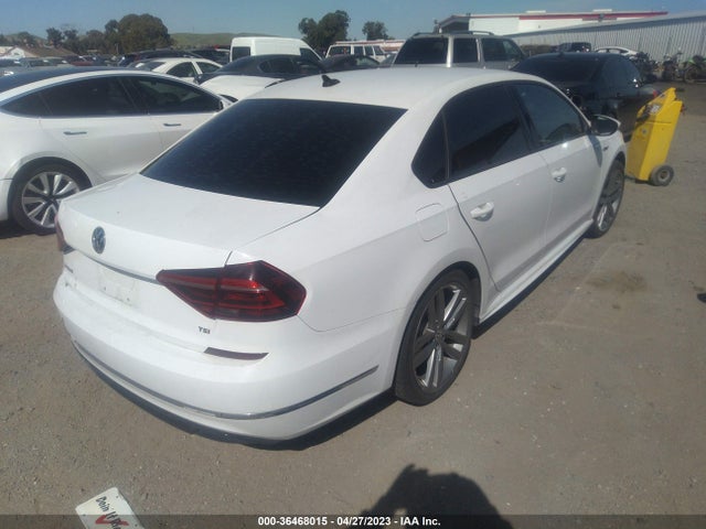 1VWAA7A31JC010097 Volkswagen Passat 2.0t S/r-line