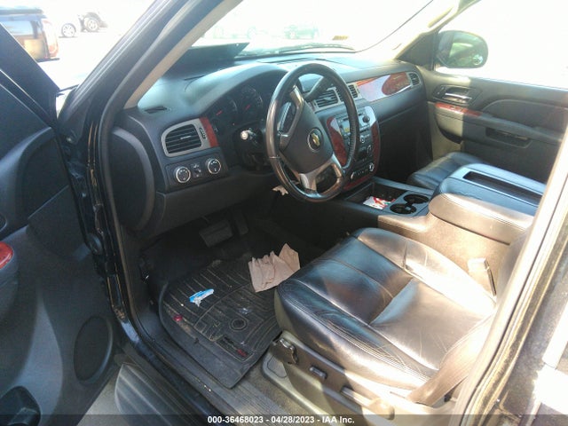 Chevrolet Suburban Lt 2014 1GNSKJE7XER123281 Image 5
