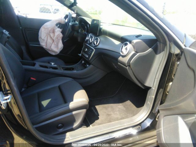 WDDSJ4EB9HN429195 Mercedes-Benz Cla Cla 250