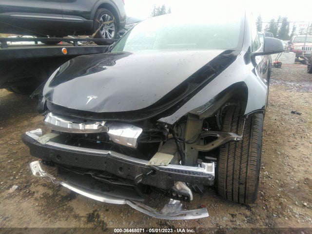 Tesla Model Y Long Range 2022 7SAYGDEE8NF572519 Image 6