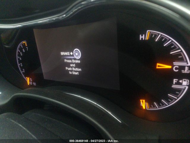 1C4RJFAG1KC849753 Jeep Grand Cherokee Altitude