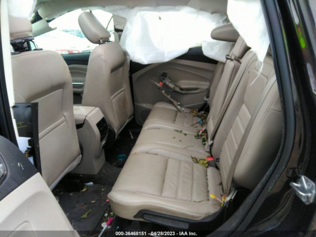1FMCU0HD8JUD36588 Ford ESCAPE SEL