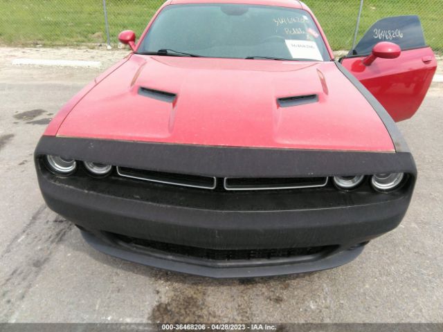 2C3CDZAG0FH764652 Dodge Challenger Sxt