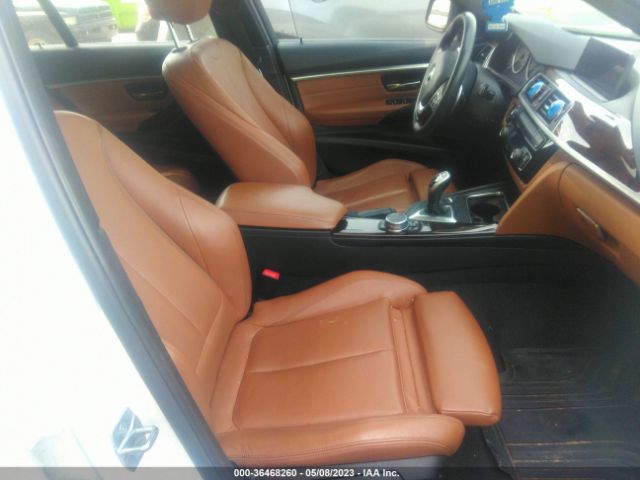 WBA8B7G59GNT14618 BMW 3 Series 340i Xdrive