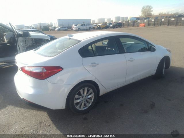 KNAFX4A69E5205694 KIA FORTE LX