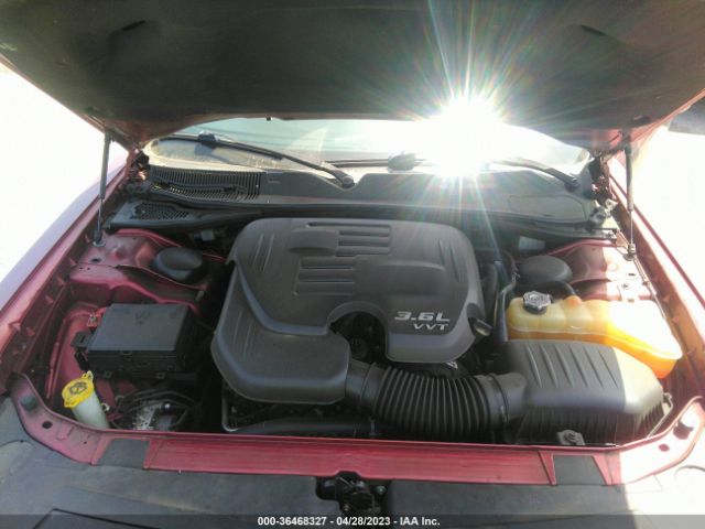 2C3CDZAG2JH258815 Dodge Challenger Sxt Plus
