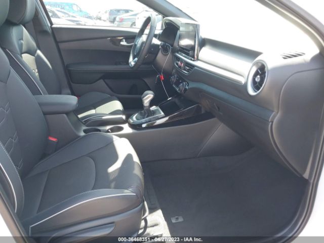 3KPF54AD4PE596493 KIA Forte Gt-line