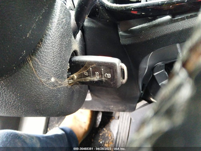 2019 VOLKSWAGEN BEETLE S/FINAL EDITION SE VIN: 3VWFD7AT5KM701632