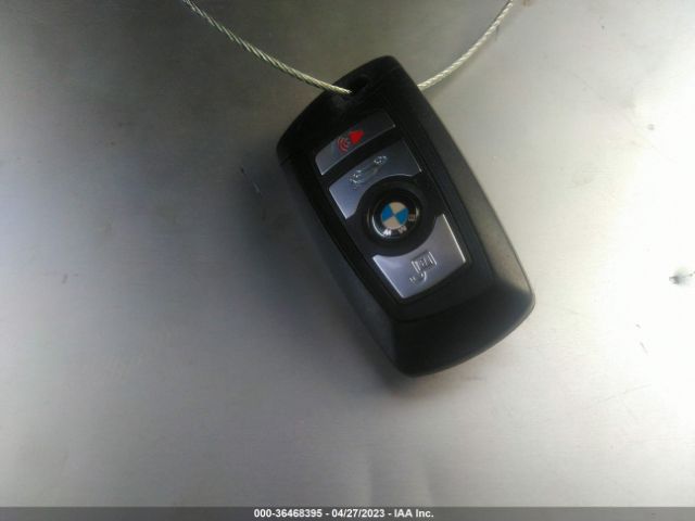 WBA8E1G56GNT36841 BMW 3 Series 320i