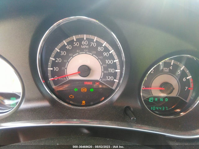 1C3BCBEB1EN158089 Chrysler 200 Touring