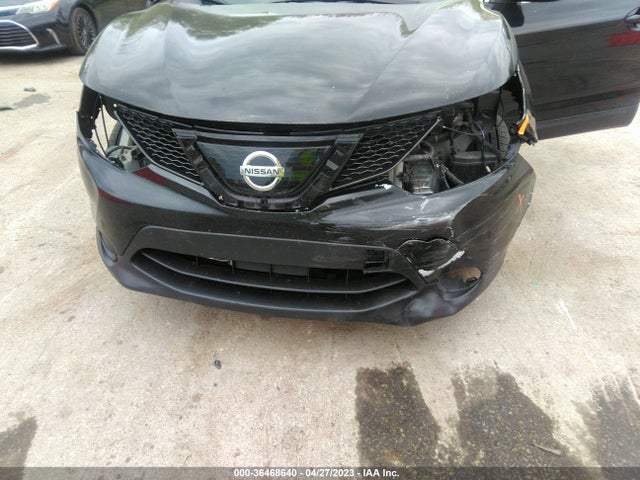 2018 Nissan Rogue, VIN: JN1BJ1CR6JW291840