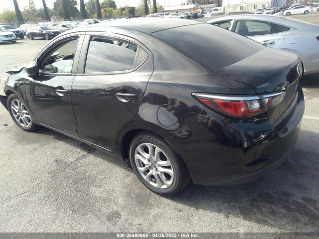 3MYDLBZV7GY125887 Scion IA