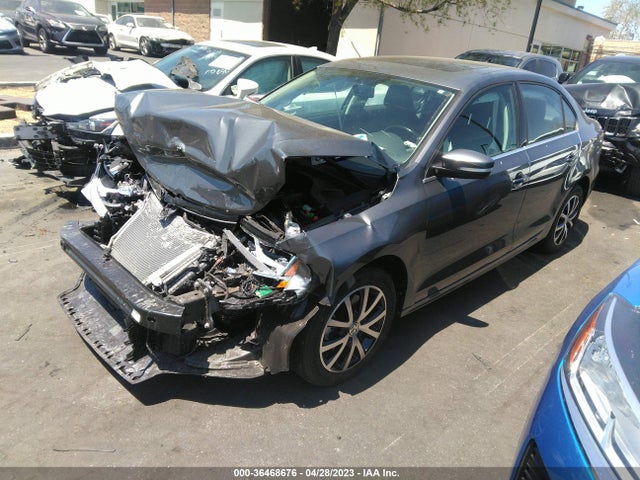 3VWDB7AJ1HM272543 Volkswagen Jetta 1.4t Se