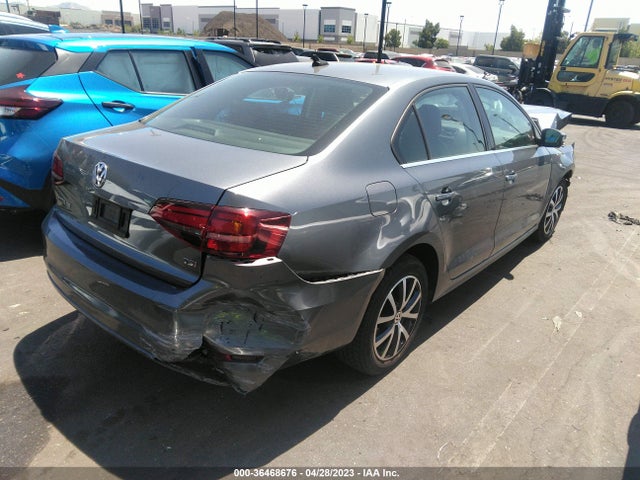 3VWDB7AJ1HM272543 Volkswagen Jetta 1.4t Se