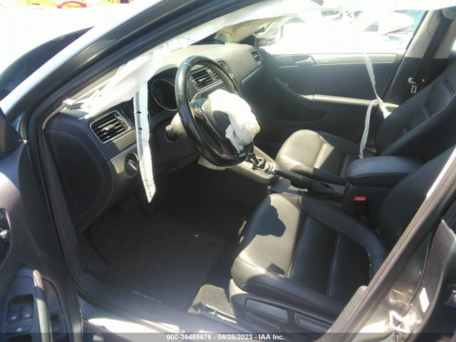 3VWDB7AJ1HM272543 Volkswagen Jetta 1.4t Se