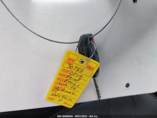 Ford FOCUS SE 2014 1FADP3F25EL208328 Image 3