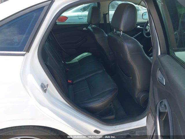 Ford FOCUS SE 2014 1FADP3F25EL208328 Image 9