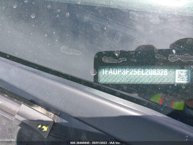 Ford FOCUS SE 2014 1FADP3F25EL208328 Image 10