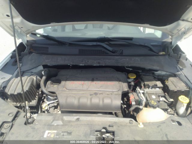 3C4NJCBB5JT271949 Jeep Compass Latitude