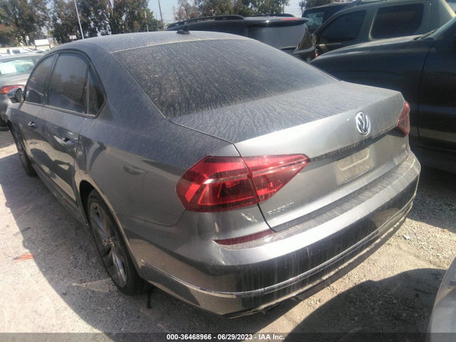 1VWAA7A36JC008880 Volkswagen Passat 2.0t S/r-line