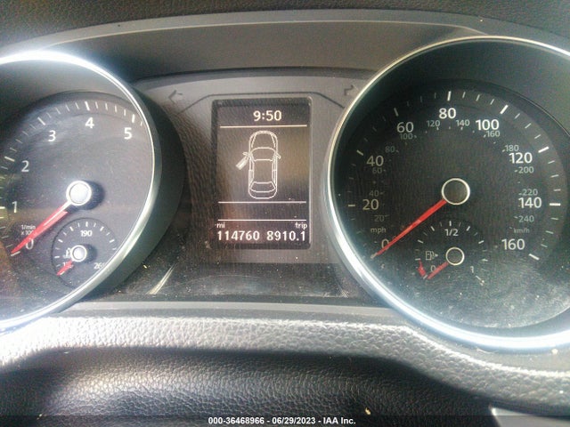 1VWAA7A36JC008880 Volkswagen Passat 2.0t S/r-line
