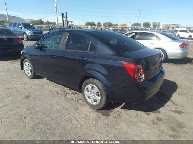 Chevrolet SONIC LS 2015 1G1JA5SH2F4215634 Image 4